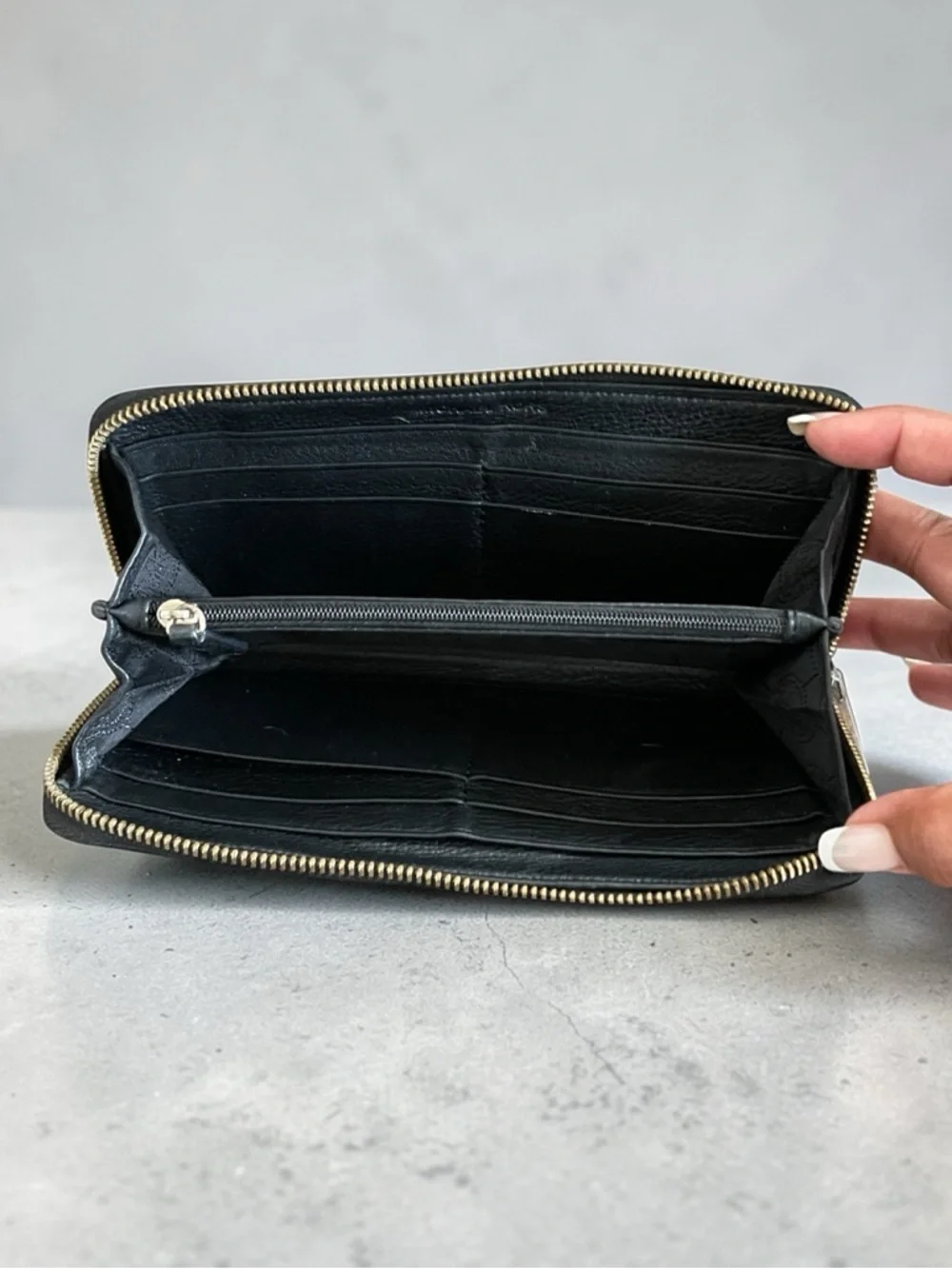 Michael Kors Black Pebbled Leather Continental Zip Wallet With Gold‎ Logo Plate